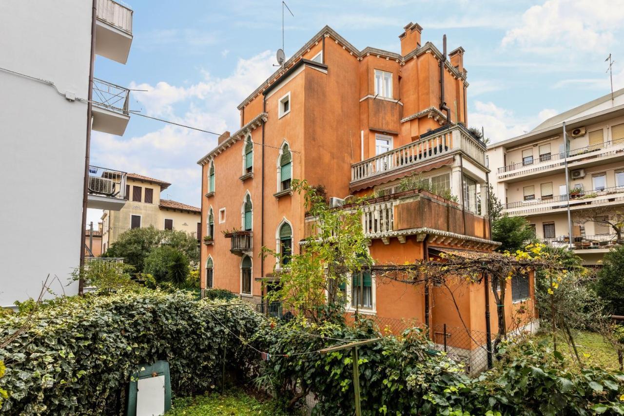 Appartamento Via Mocenigo Venezia Lido Esterno foto